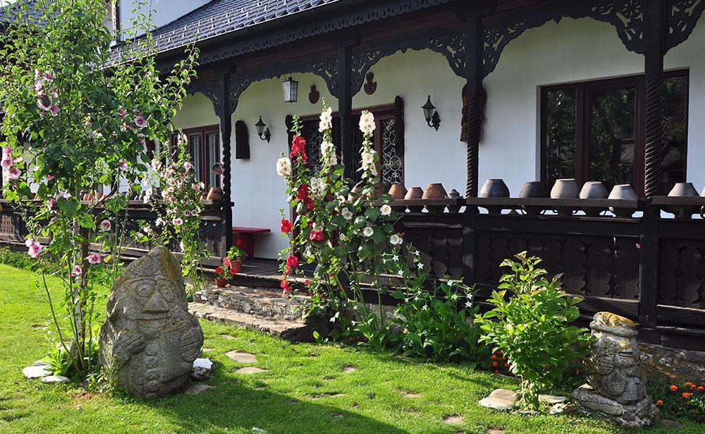 Bed & Breakfast Popamuseum Tarpesti Strada Muzeului Nr 28 Tirpesti Екстер'єр фото